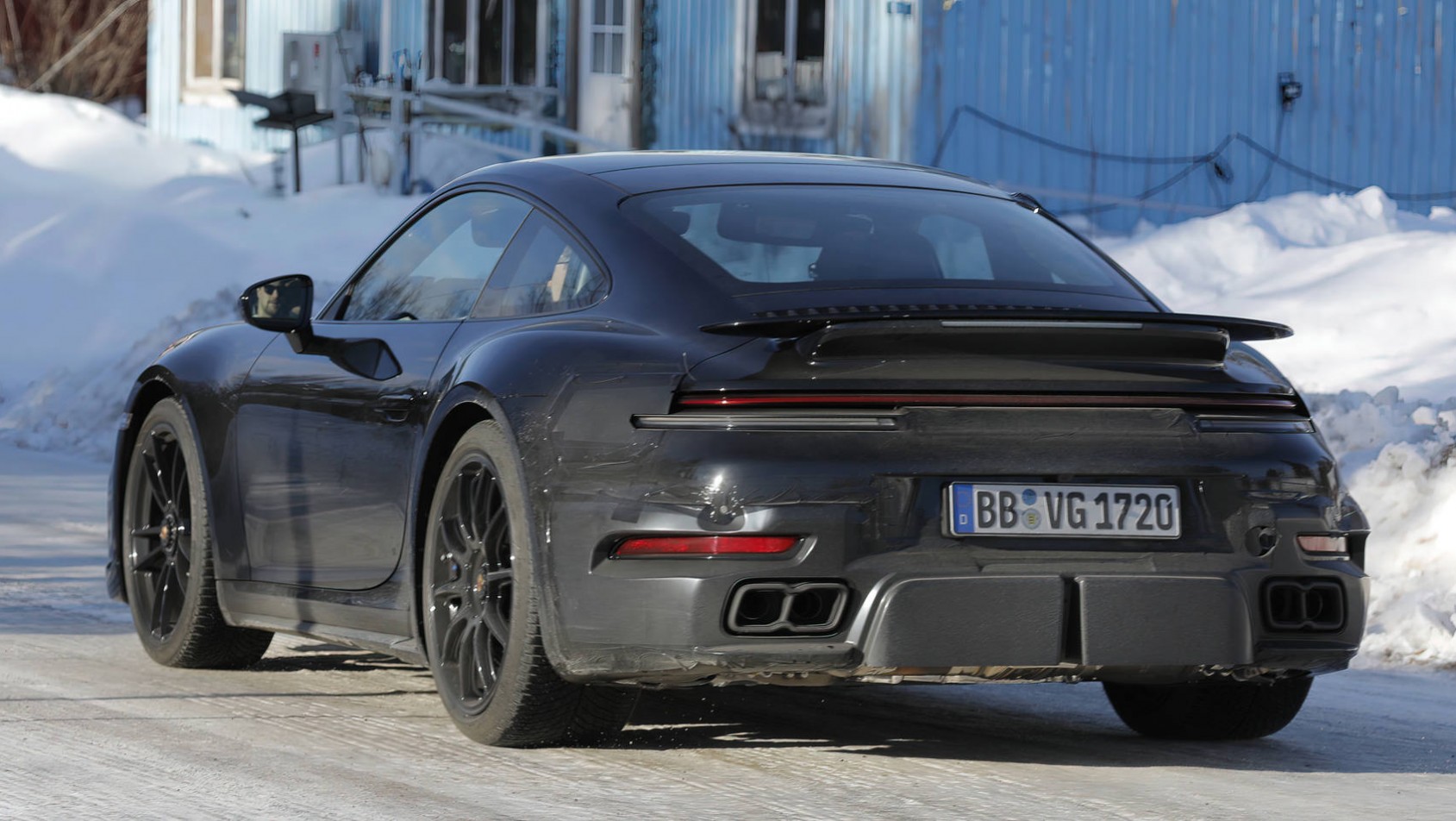 Porsche 911 (992.2) Turbo spyshot tył