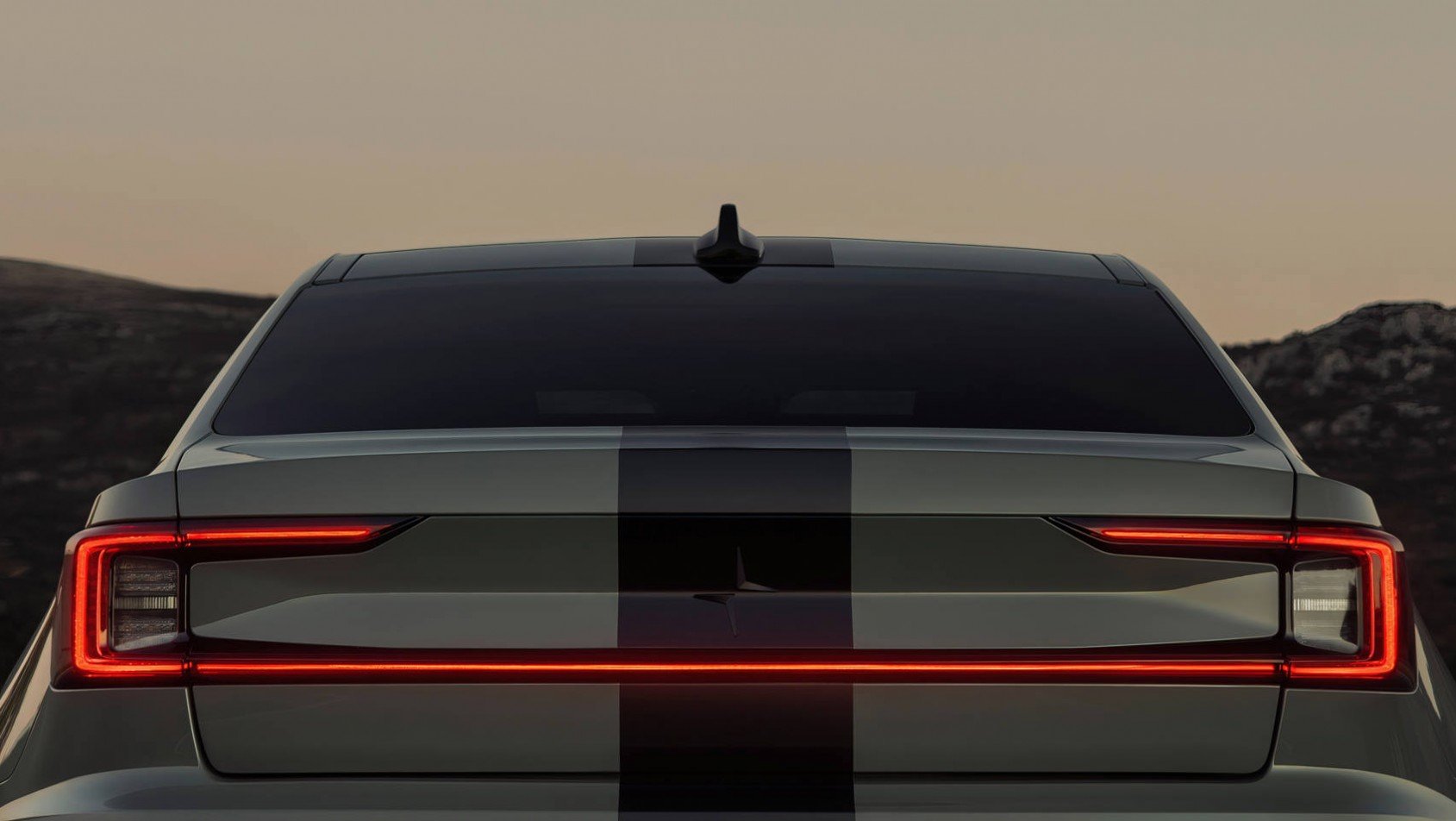 Polestar 2 BST Edition 230 oświetlenie