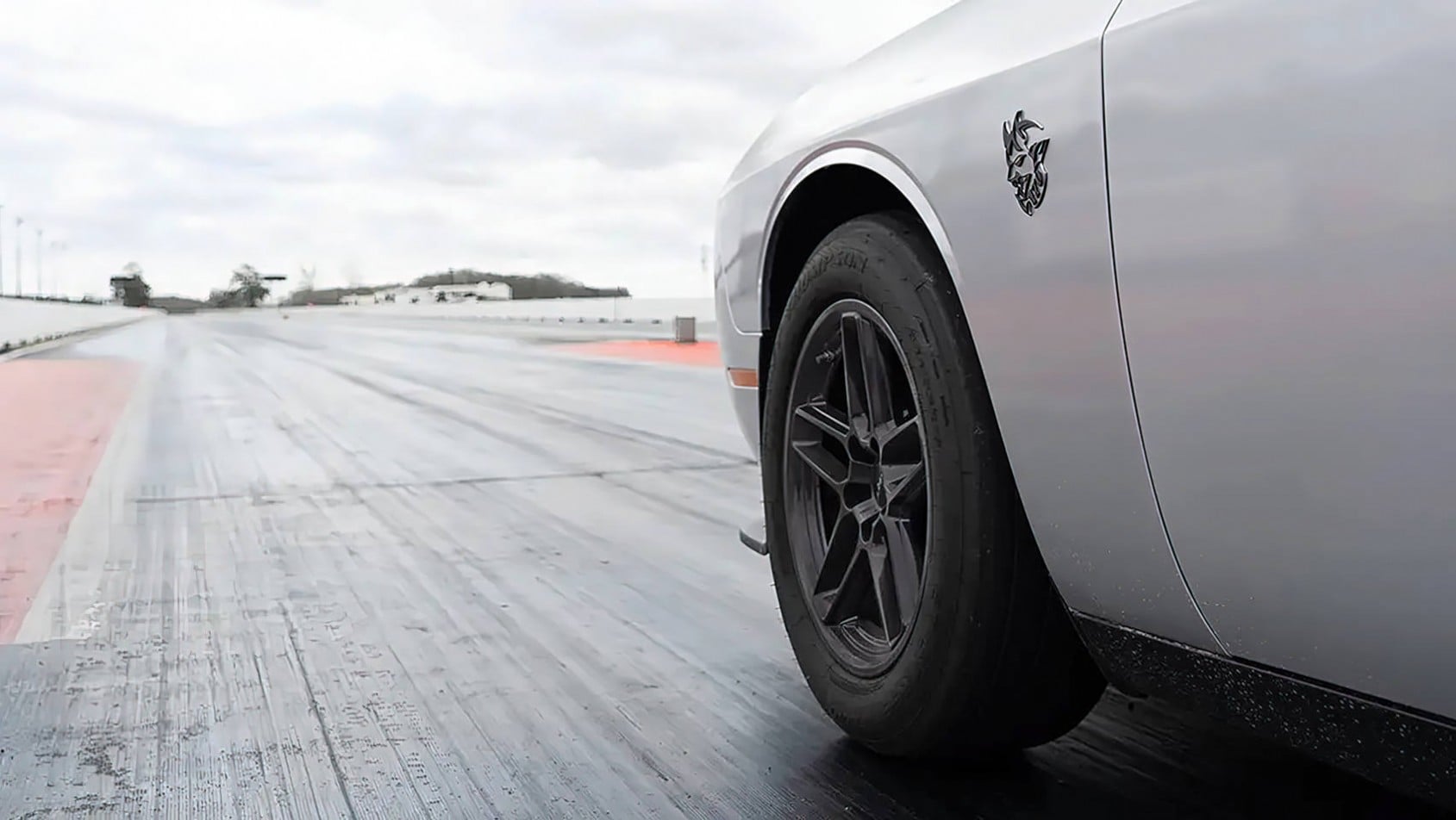 Dodge Challenger SRT Demon 170 koło