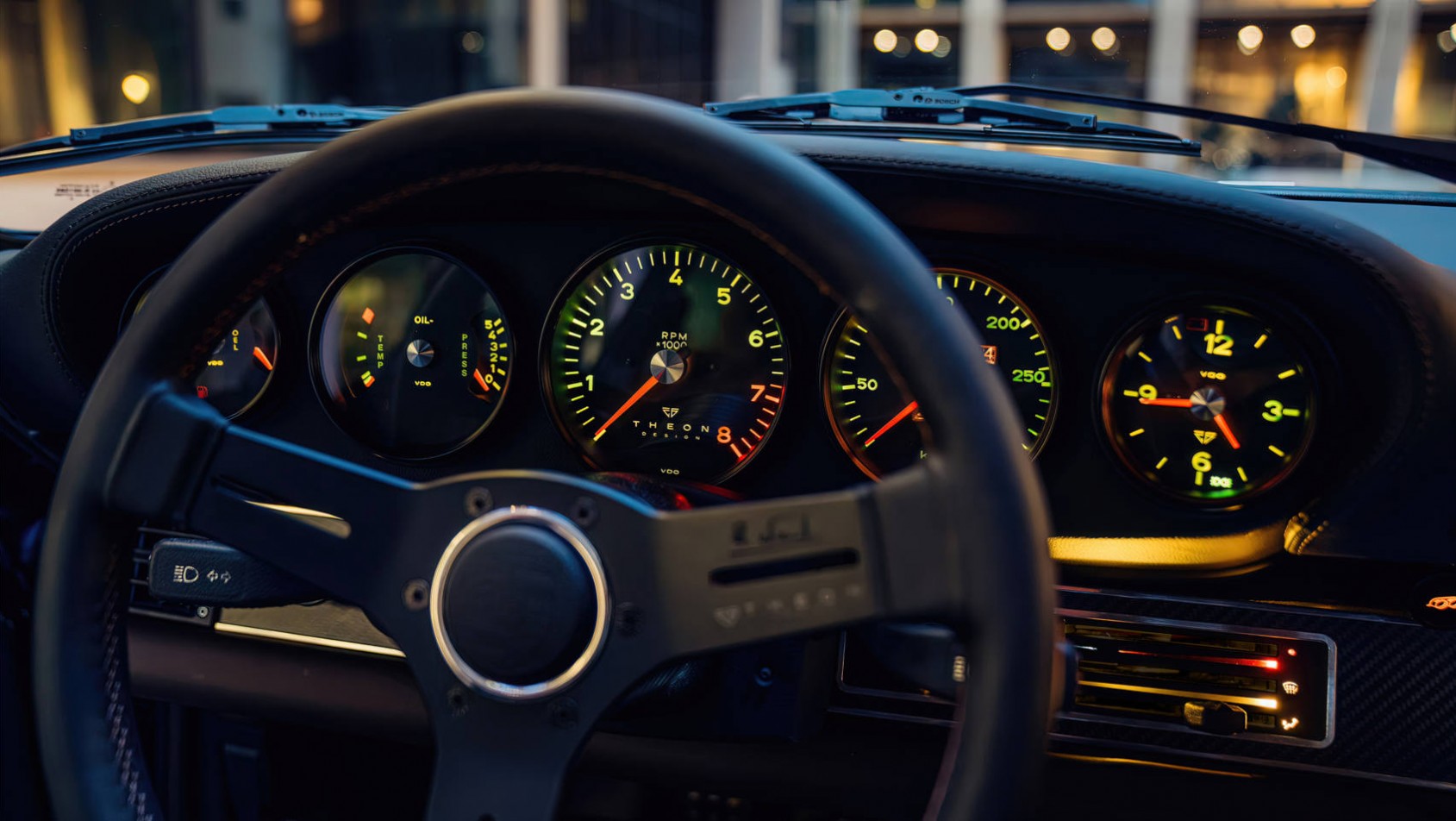 Porsche 911 Porsche 911 ITA001 by Theon Design wnętrze