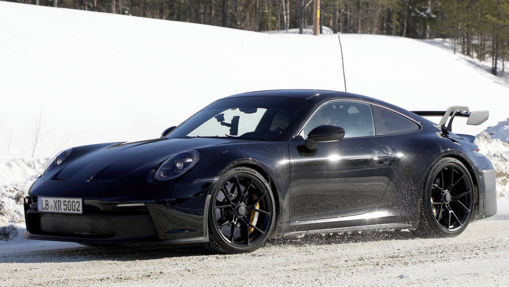 Porsche 911 GT3 2024 Porsche 911 992.2 GT3 spyshot lewy przód