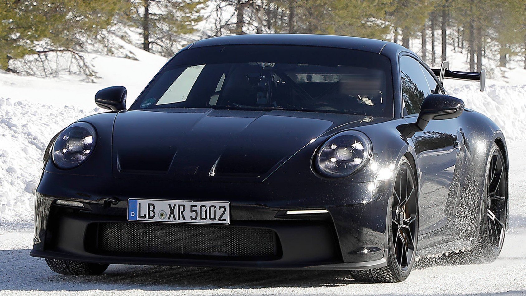 Porsche 911 GT3 2024 Porsche 911 992.2 GT3 spyshot przód