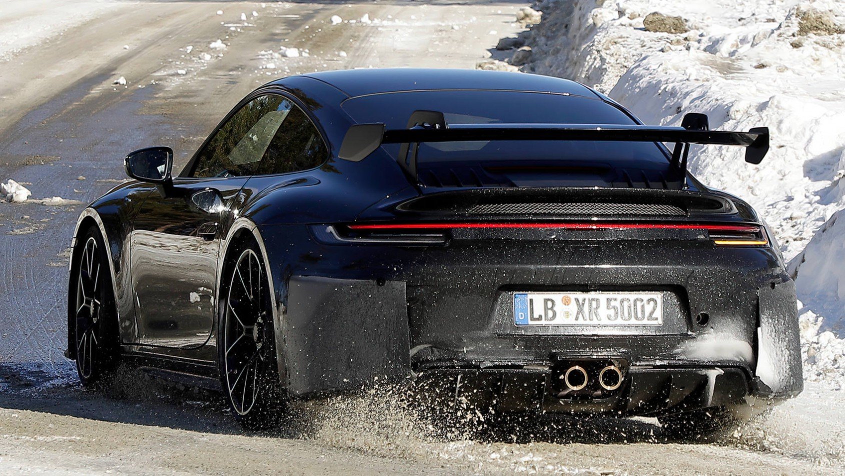 Porsche 911 GT3 2024 Porsche 911 992.2 GT3 spyshot tył