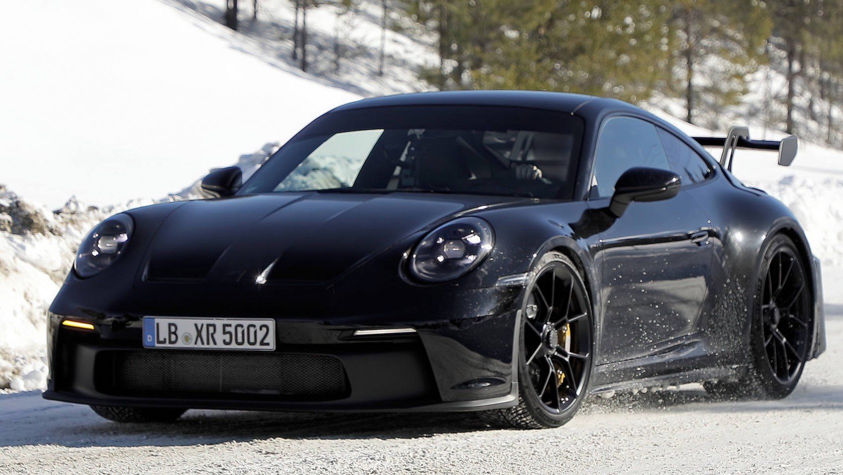 Porsche 911 GT3 2024 Porsche 911 992.2 GT3 spyshot kamuflaż
