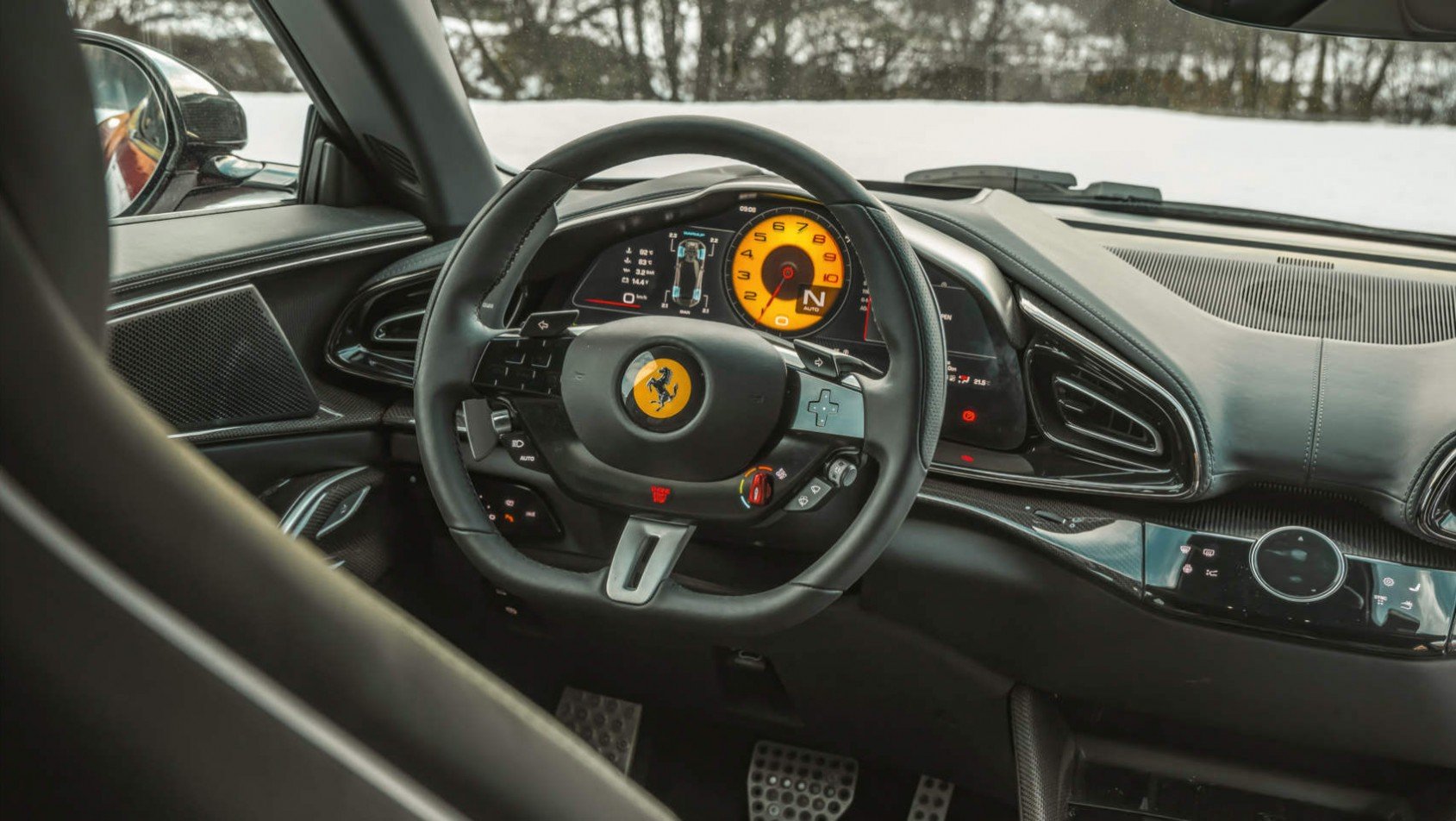 Ferrari Purosangue Ferrari Purosangue wnętrze