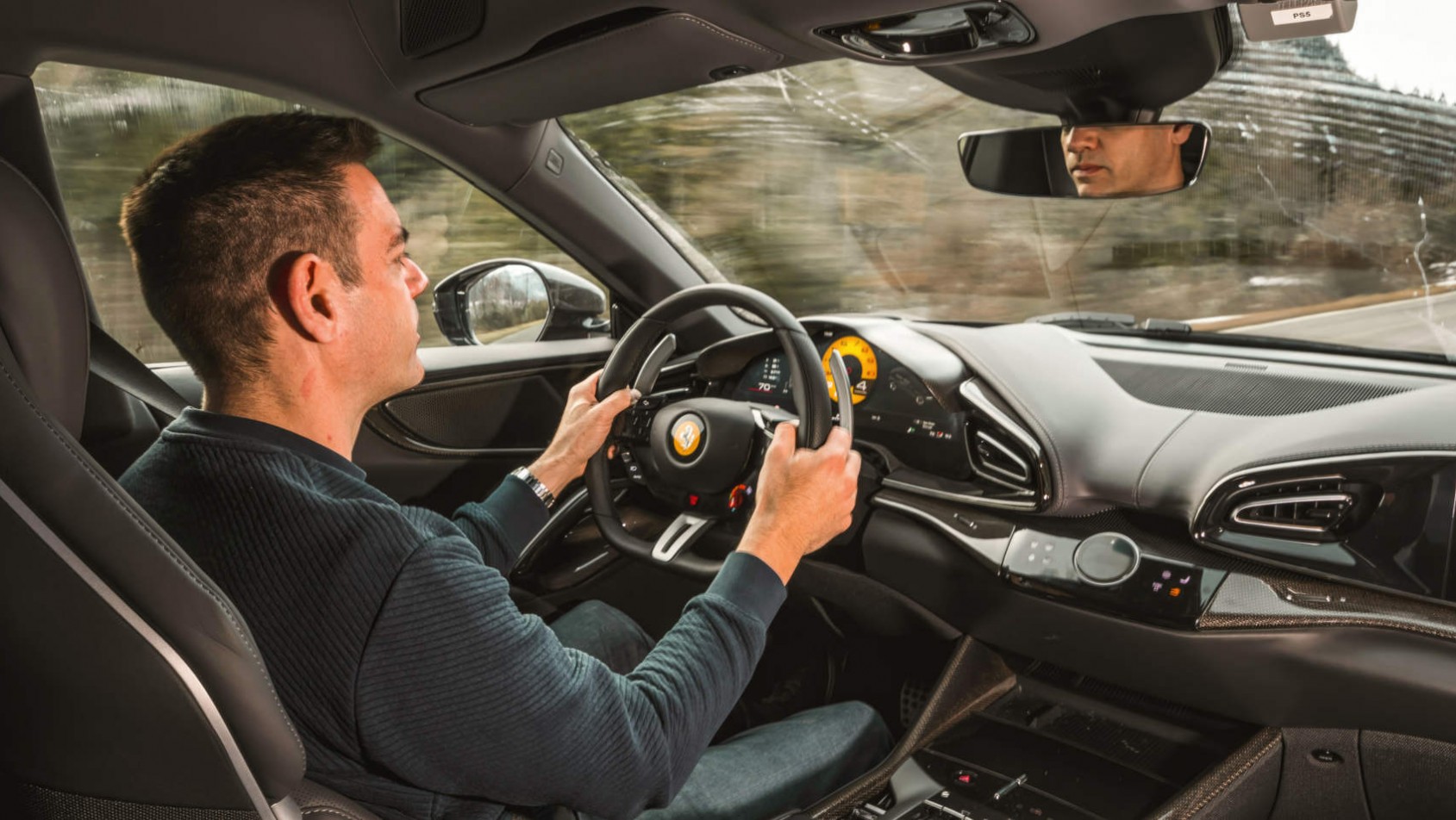 Ferrari Purosangue Ferrari Purosangue - podczas testów