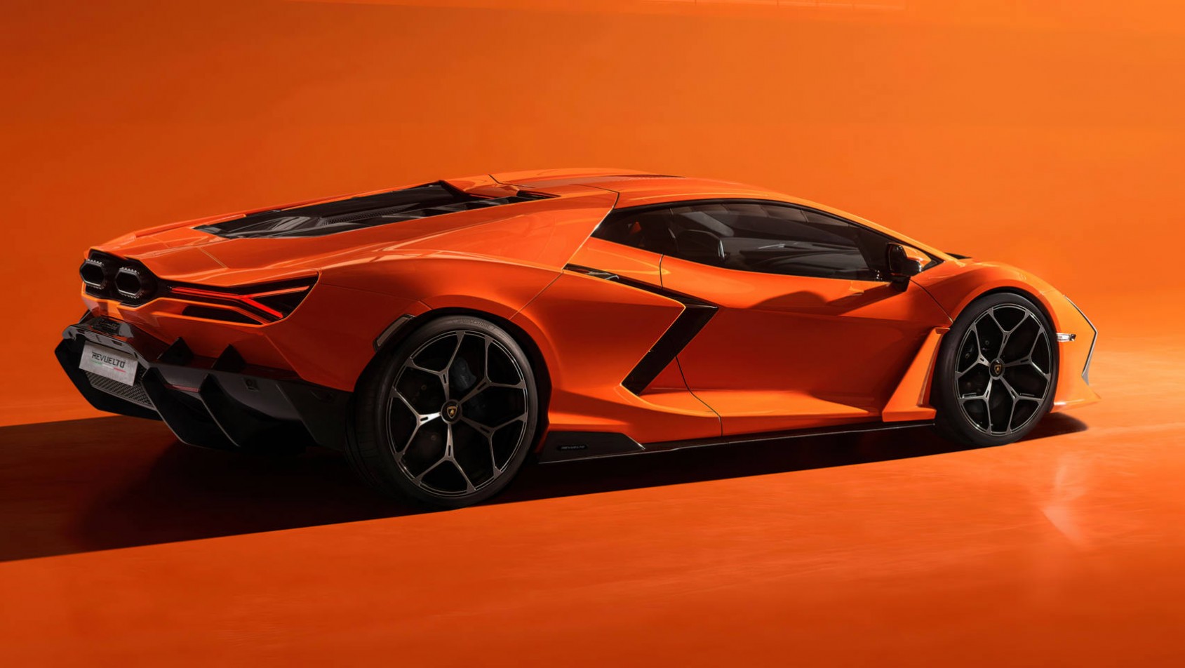 Lamborghini Revuelto