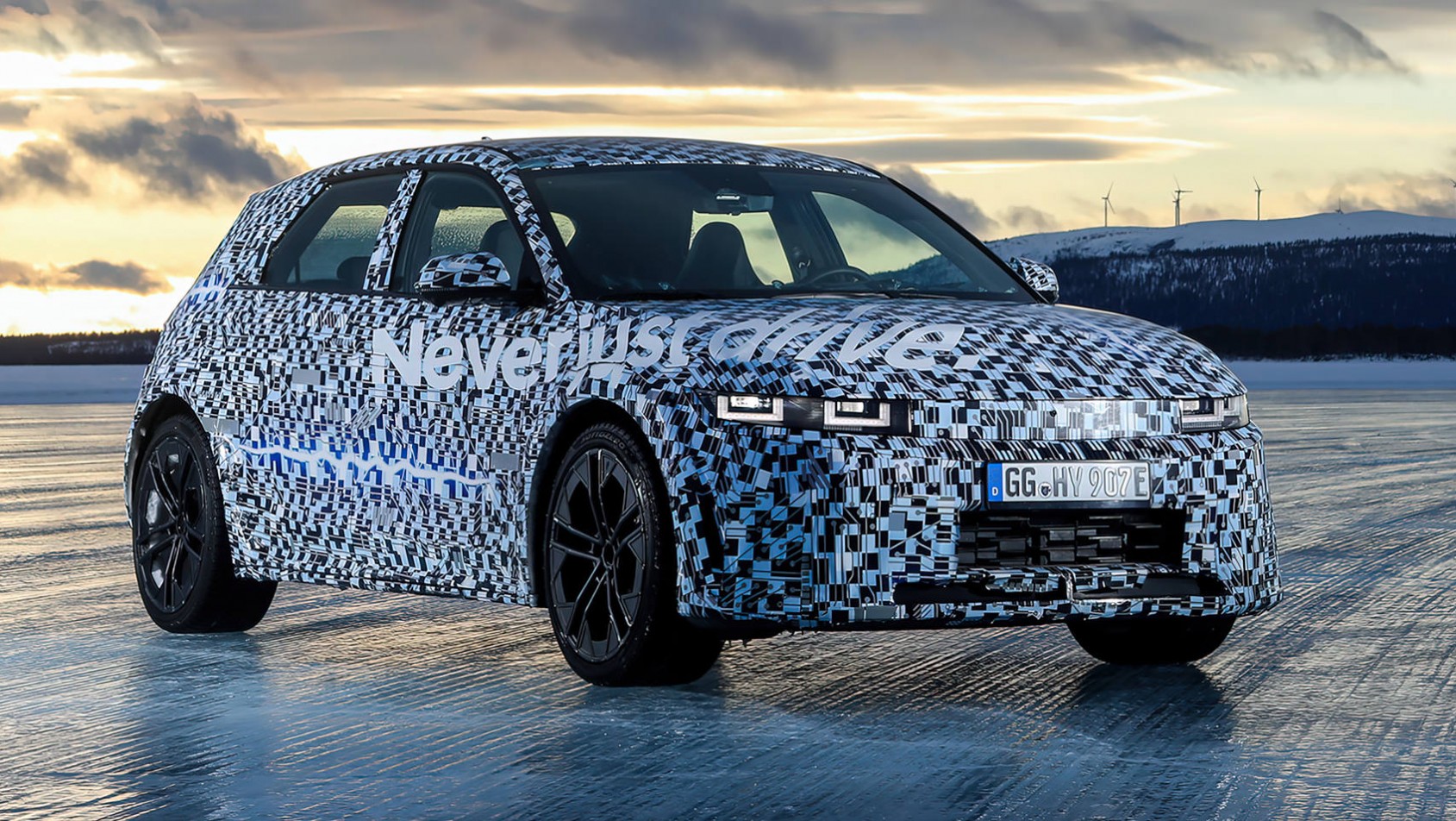 Hyundai Ioniq 5 Hyundai Ioniq 5 N kamuflaż przód