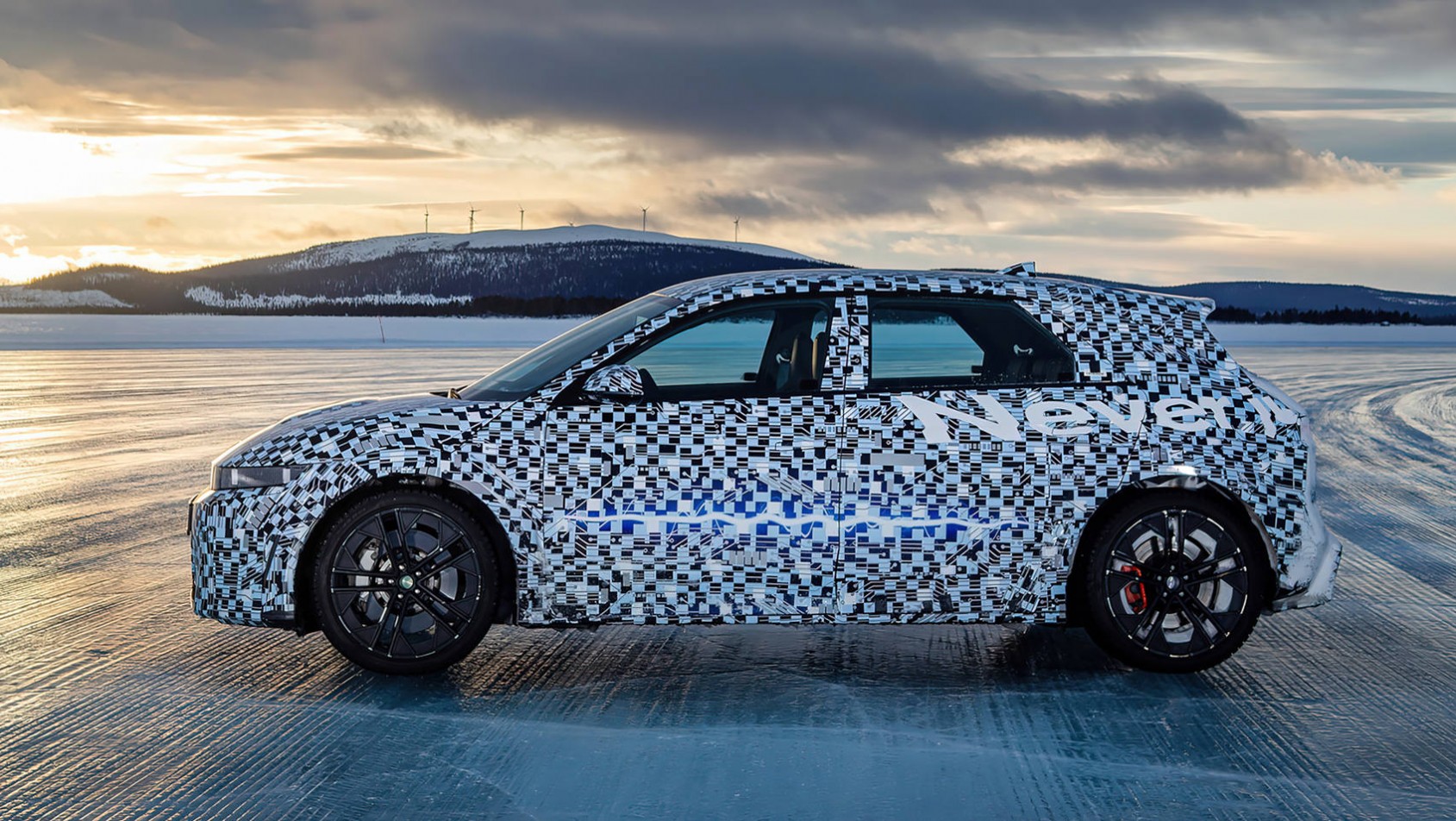 Hyundai Ioniq 5 Hyundai Ioniq 5 N lewy bok