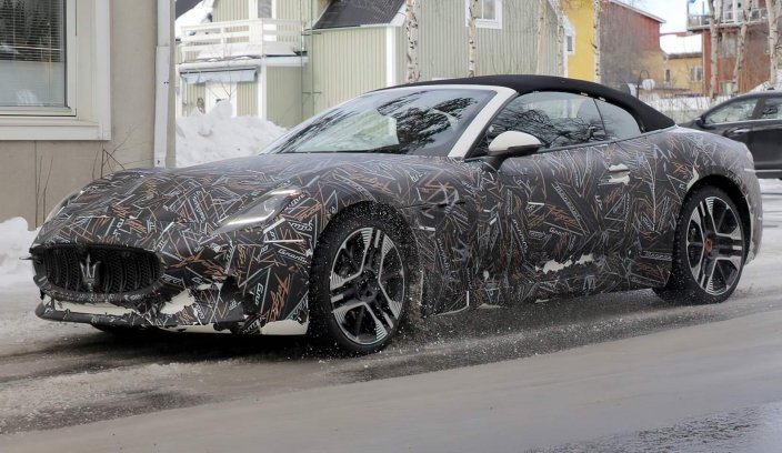 Maserati GranCabrio Folgore spyshot