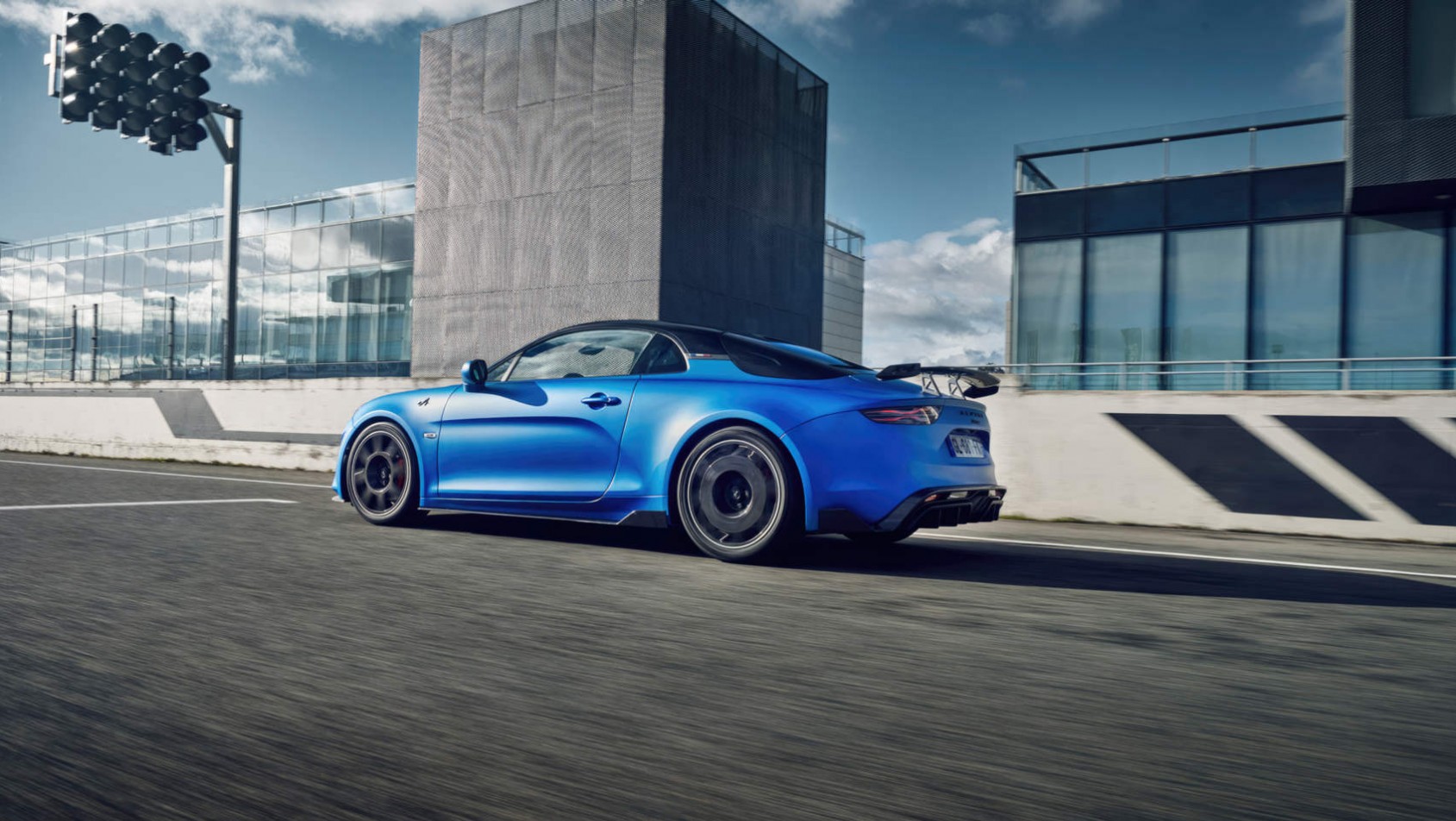 Alpine A110 R Alpine A110 R - widok z boku