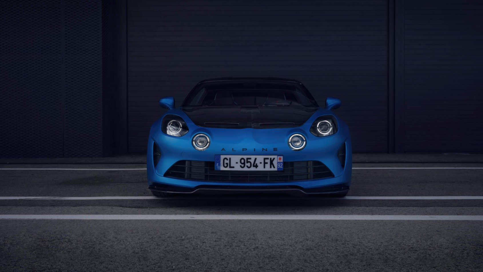 Alpine A110 R Alpine A110 R - zbliżenie na front auta