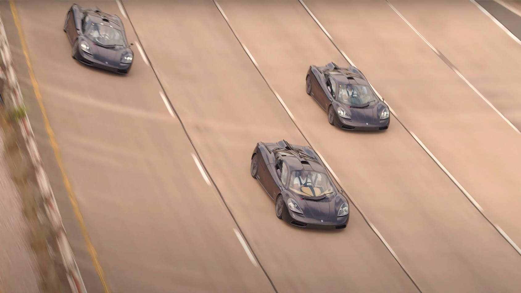 GMA T.50trzy prototypy na torze