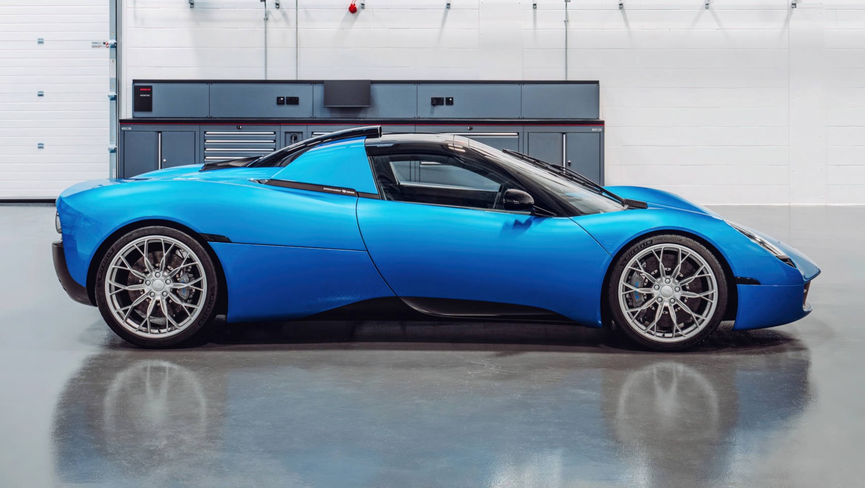 GMA T.33 Spider sylwetka profil