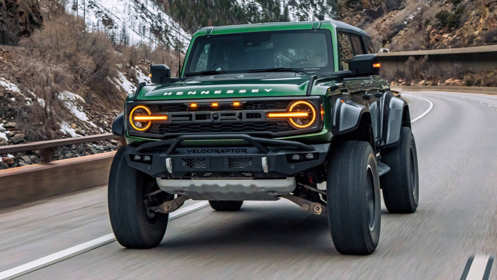 Ford Bronco Ford Bronco Hennessey VelociRaptor przedni pas