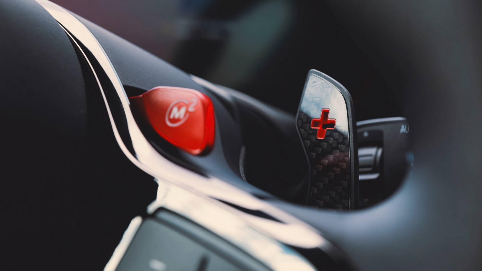 BMW XM Label Red łopatka kierownicy