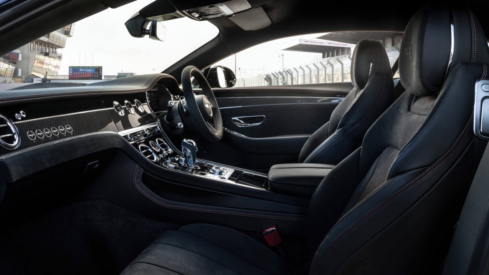 Bentley Continental GT Le Mans Collection kabina