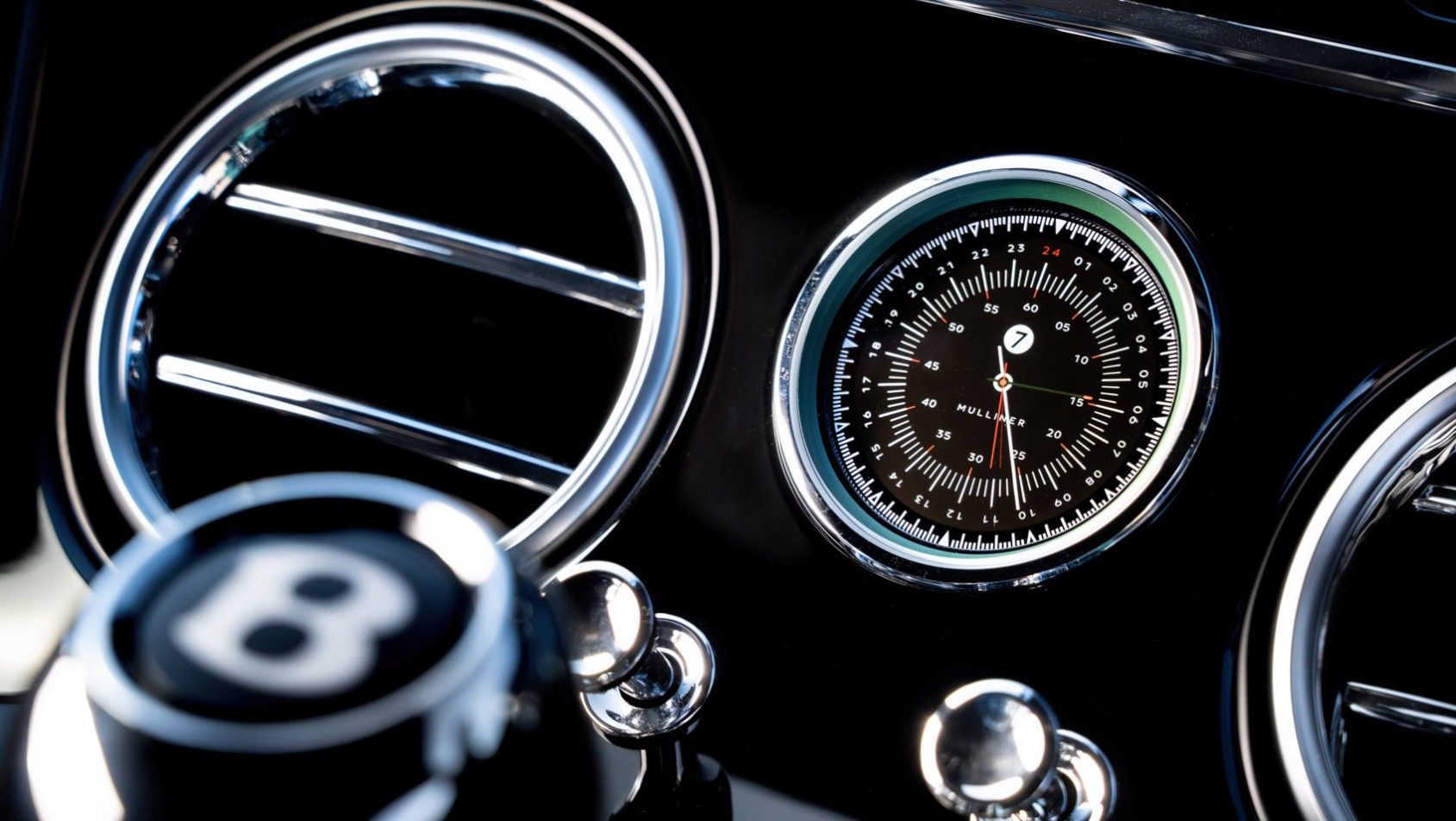 Bentley Continental GT Le Mans Collection detal chronometr