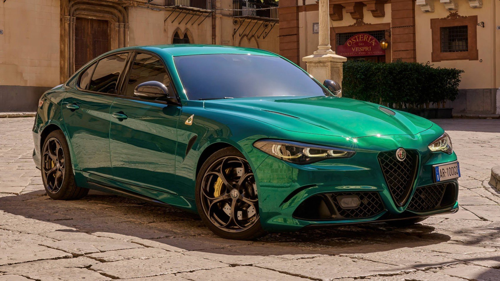 Alfa Romeo Giulia Q 100th Anniversario przód