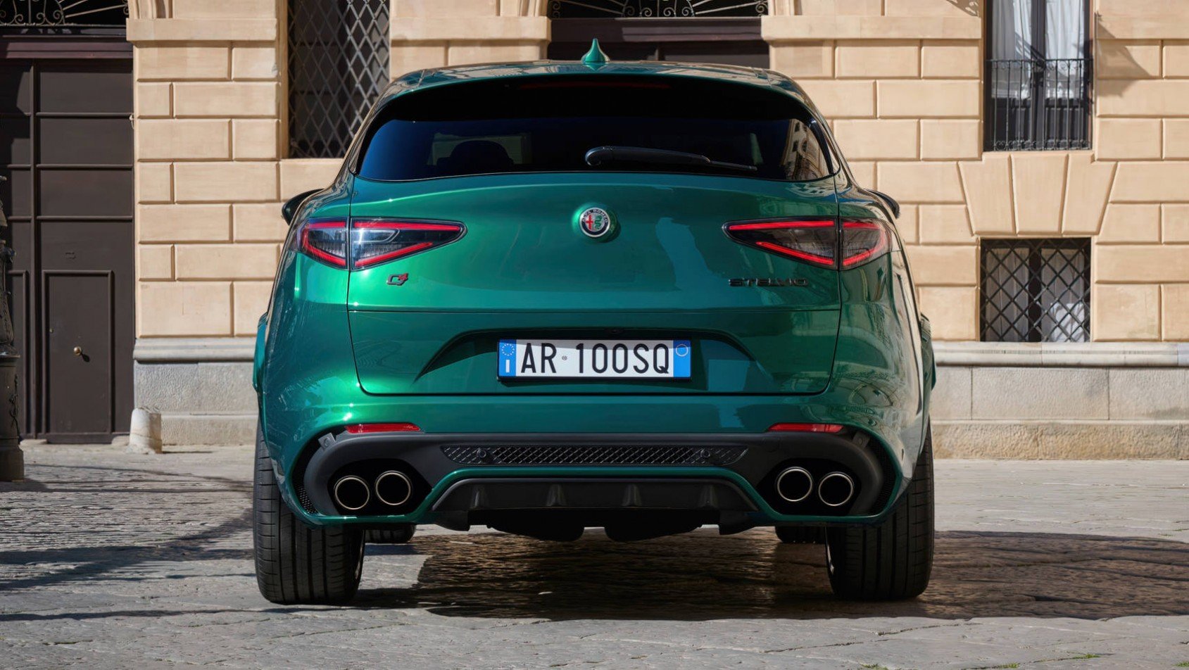 Alfa Romeo Stelvio Q 100th Anniversario tył