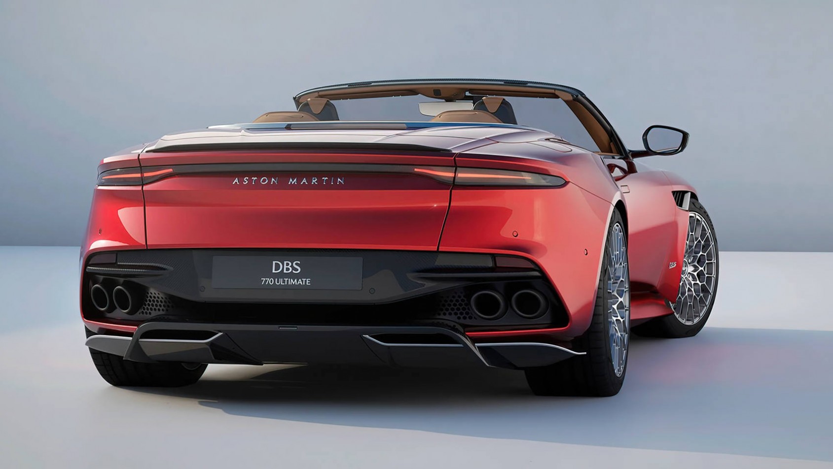 Aston Martin DBS 770 Ultimate Volante czerwony tył