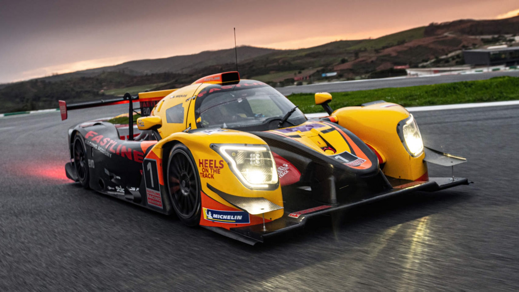 Ligier JS P320 - na mokrej nawierzchni