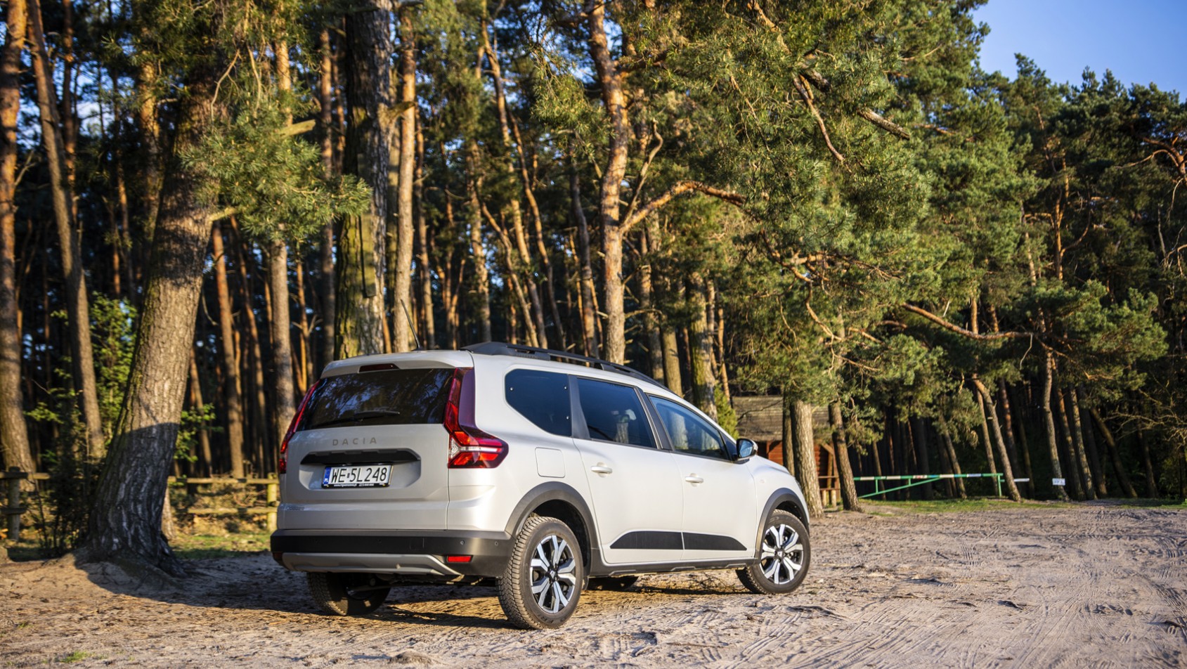 Test Dacia Jogger prawy tył