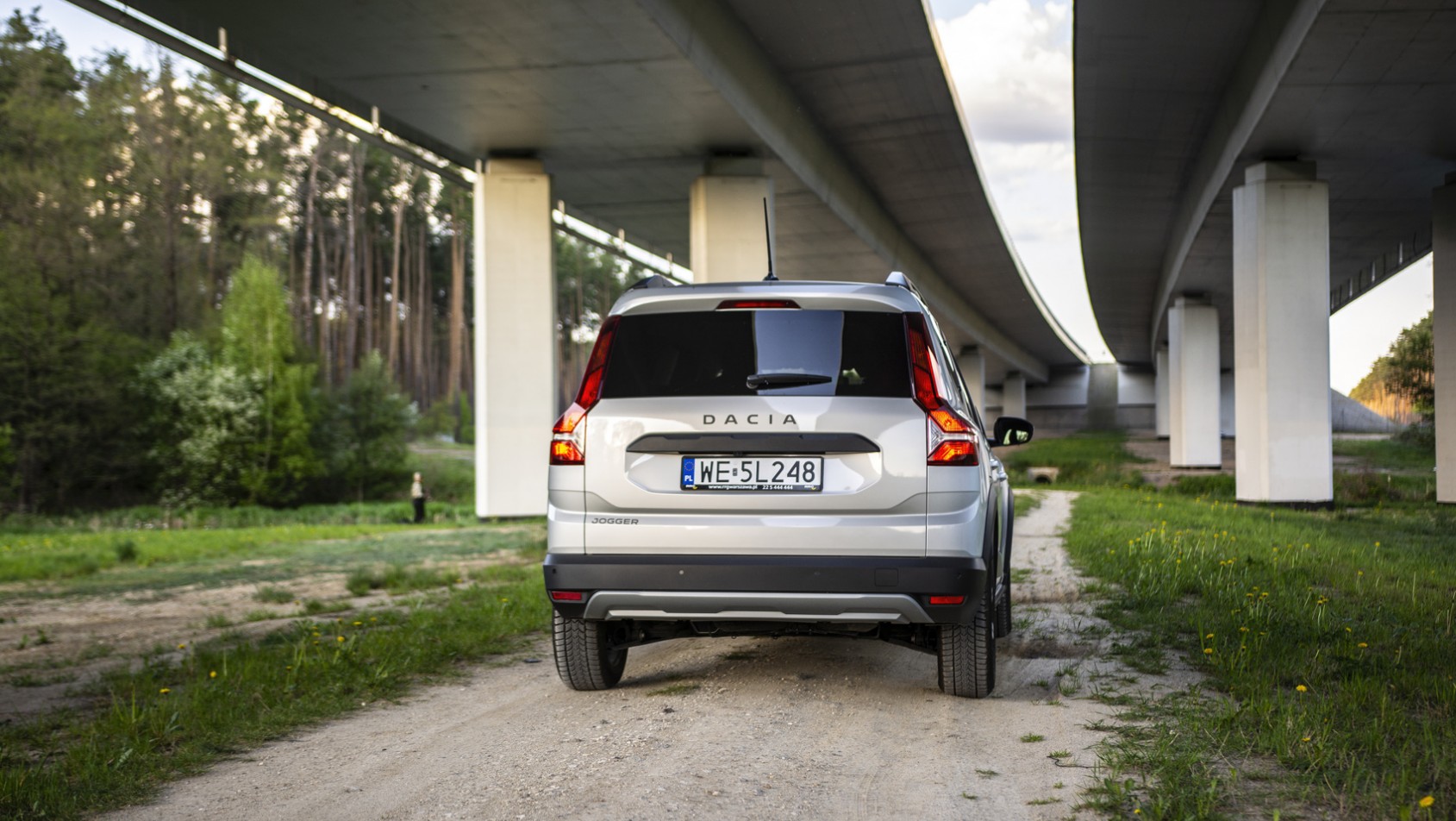 Test Dacia Jogger tył