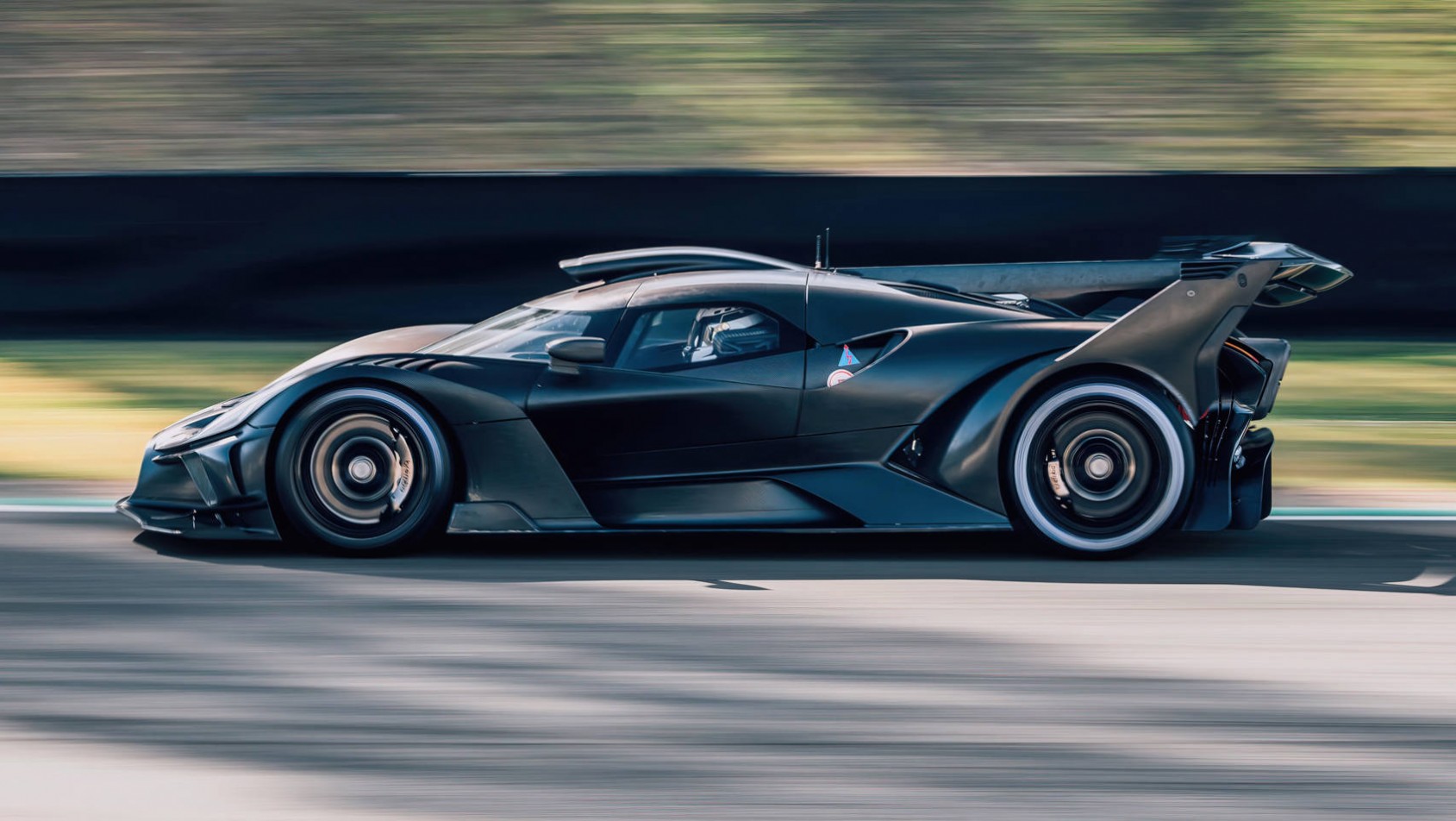 Bugatti Bolide Bugatti Bolide profil na torze