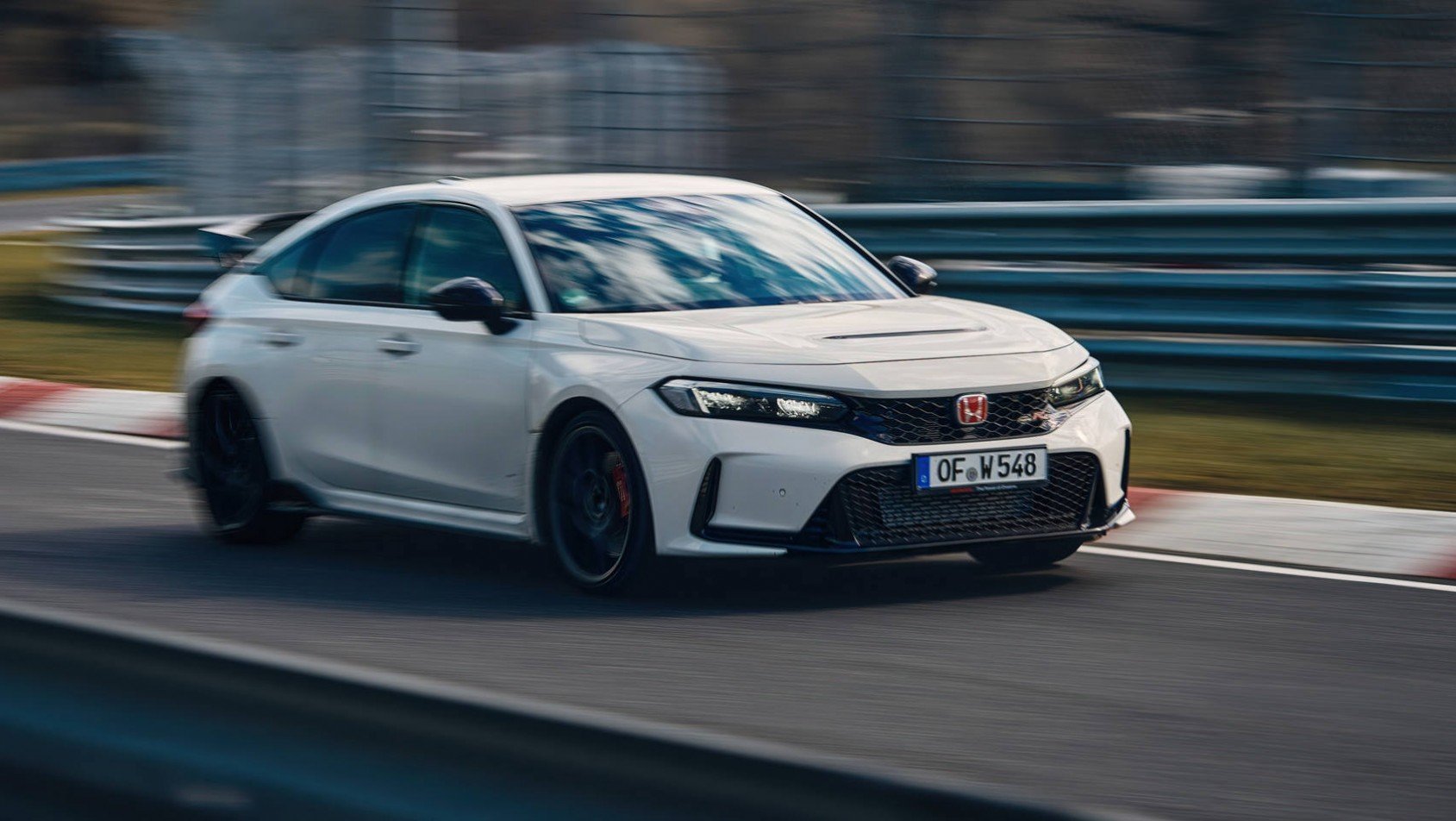 Honda Civic Type R FL5 Nurburgring dynamiczne