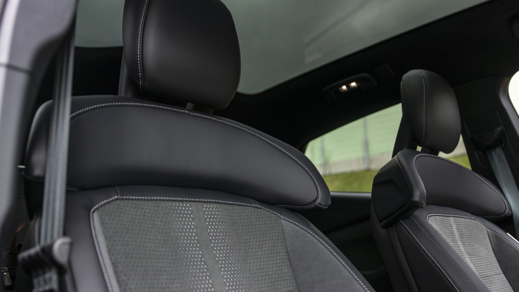 Ford Mustang Mach-E GT fotele