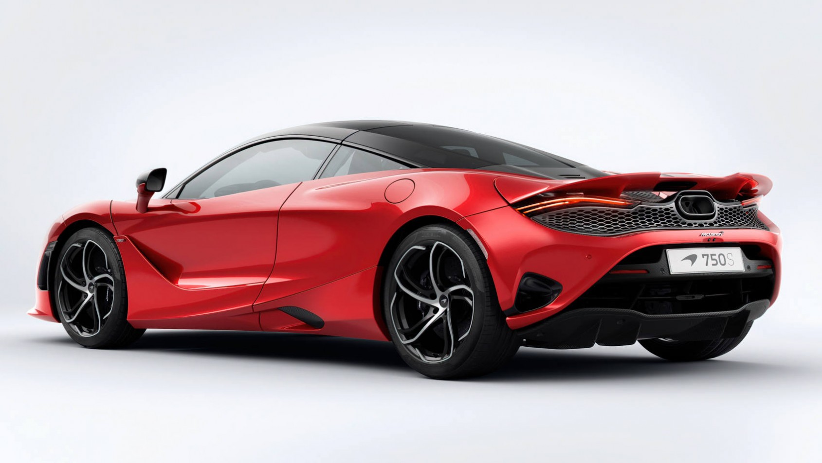 McLaren 750S McLaren 750S Coupe czerwony sylwetka