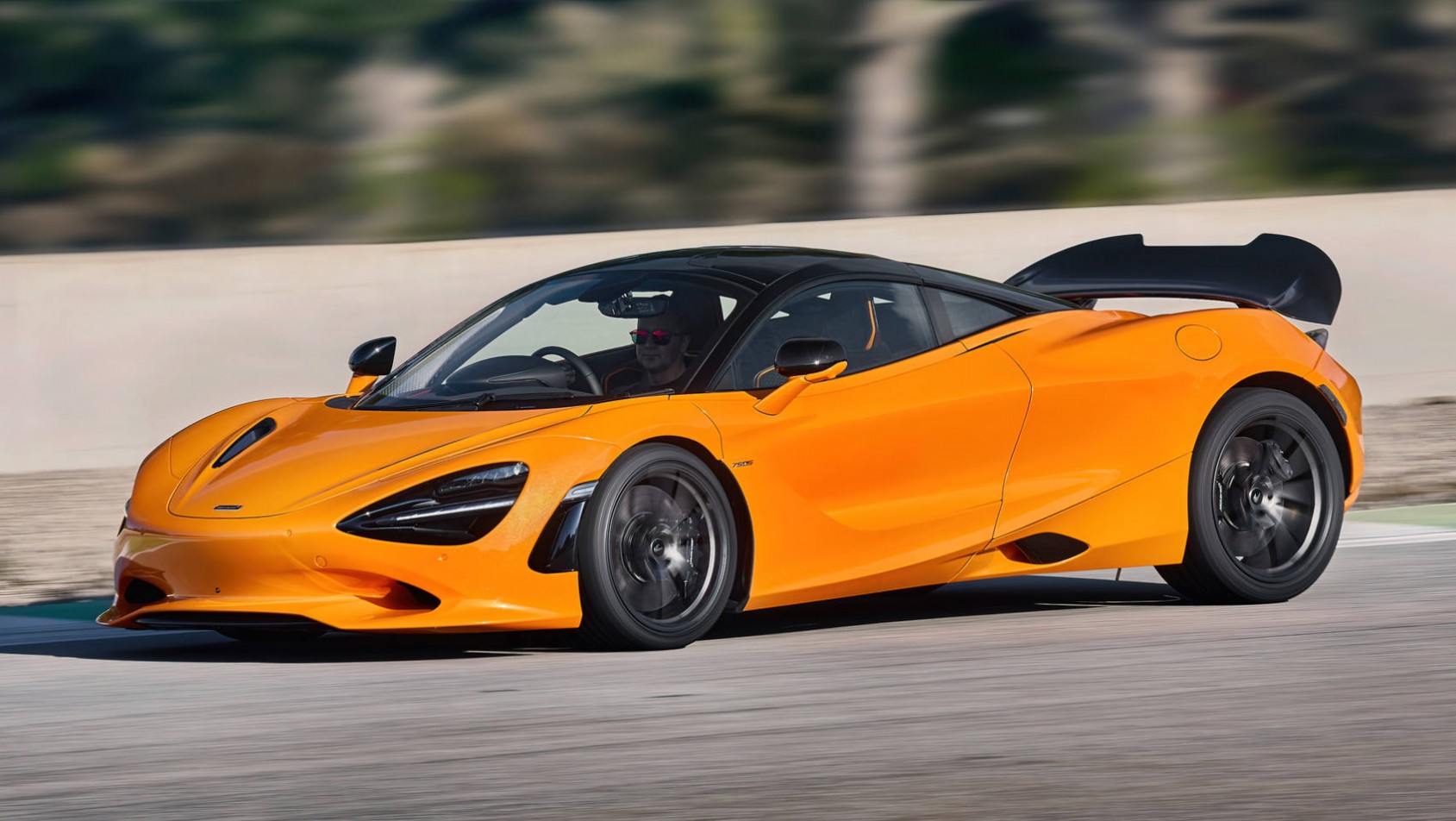 McLaren 750S McLaren 750S Coupe aktywny spoiler