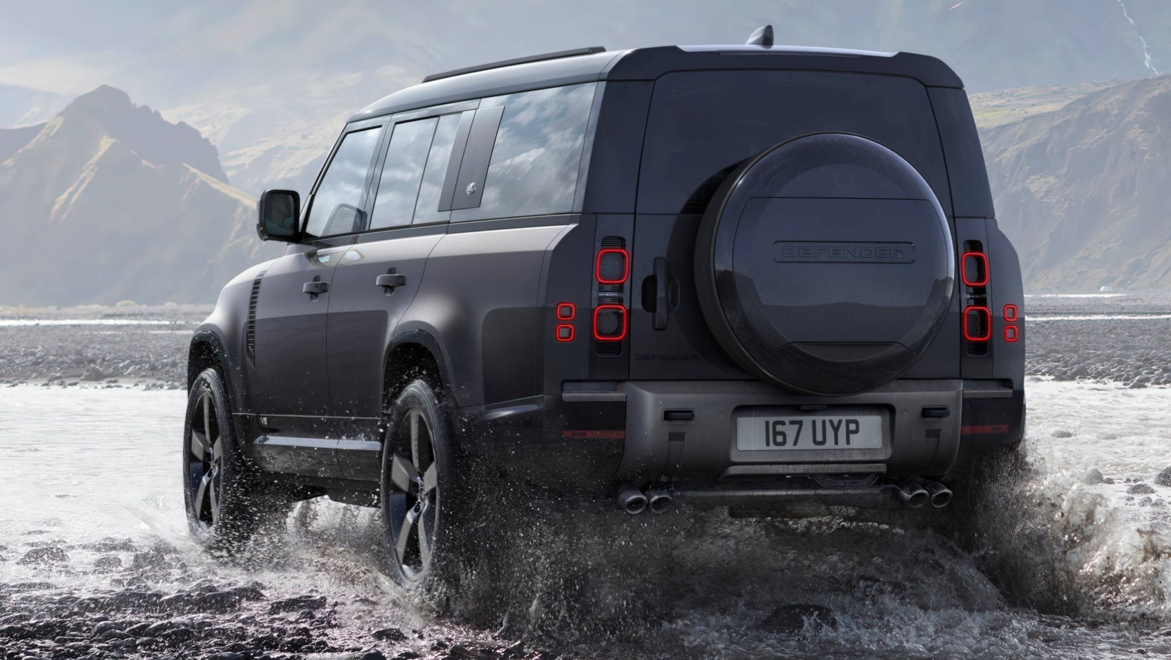 Land Rover Defender 130 V8 tył