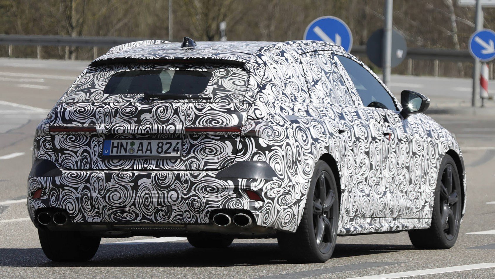 2024 Audi S5 Avant spyshot tył