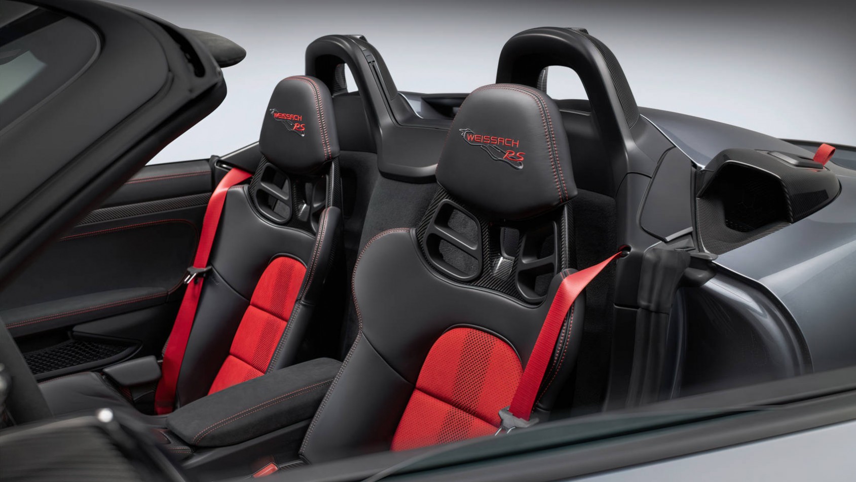 Porsche 718 Spyder RS Porsche 718 Spyder RS fotele