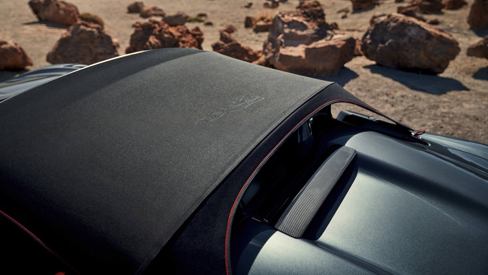 Porsche 718 Spyder RS Porsche 718 Spyder RS materiałowy dach