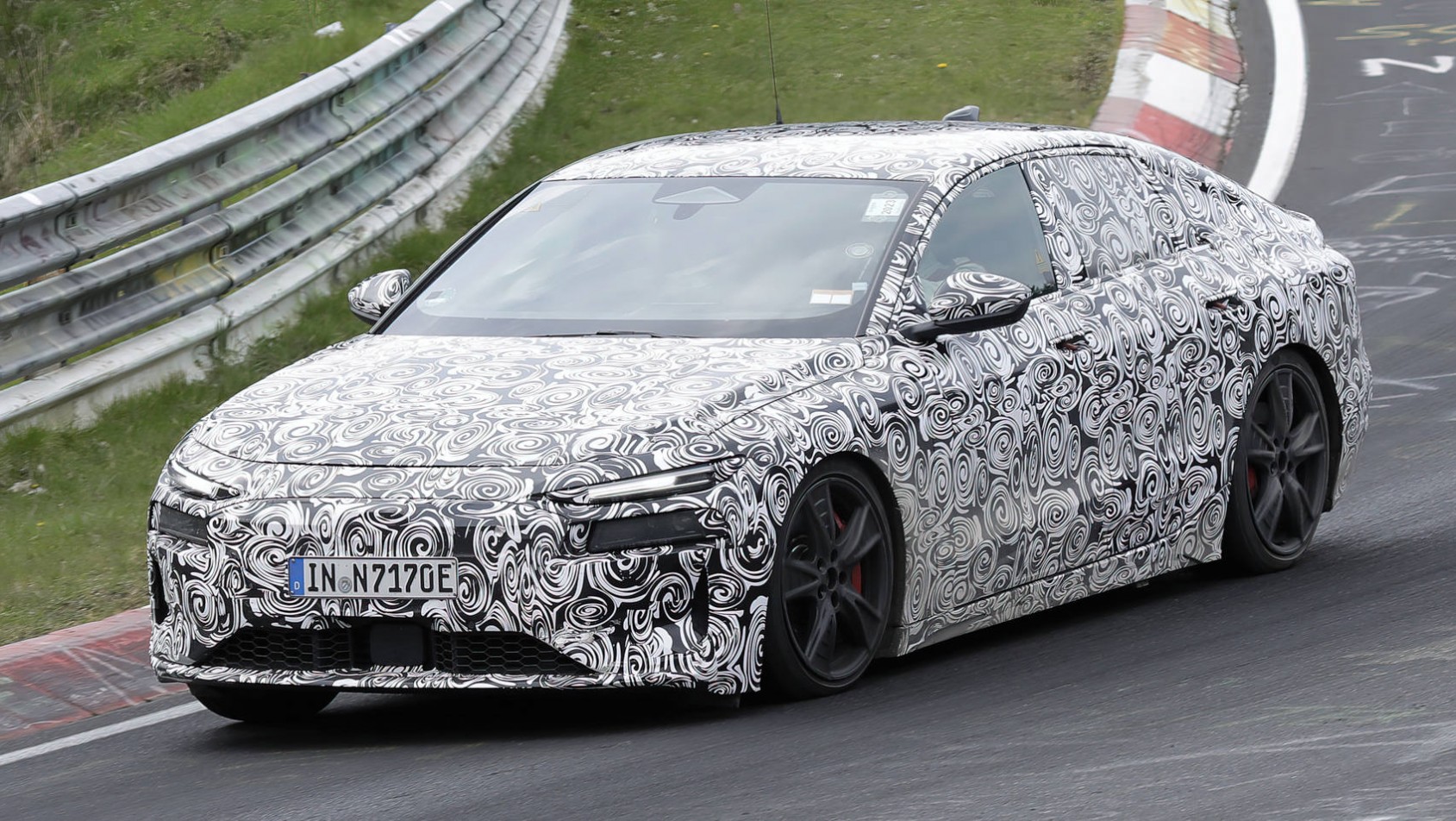 2024 Audi S6 e-tron spyshot