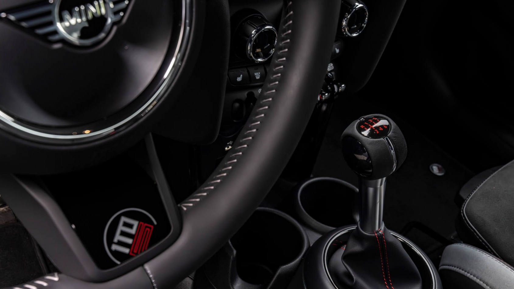 Mini John Cooper Works 1to6 lewarek skrzyni