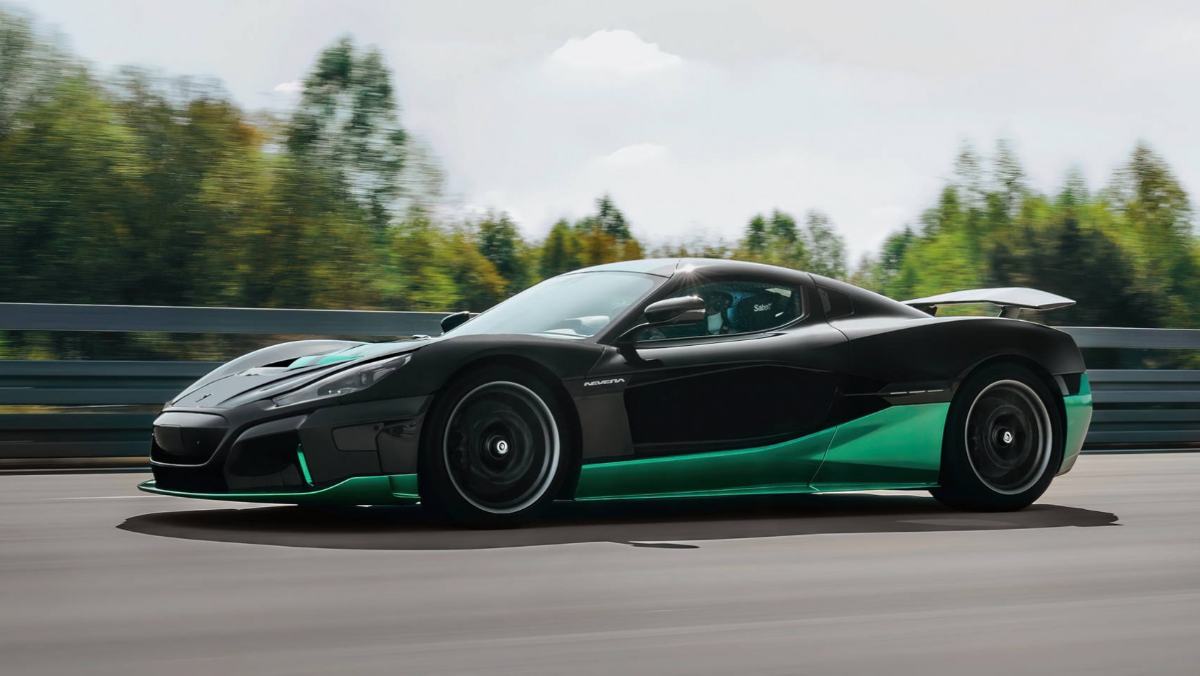 Rimac Nevera rekordy 2023 profil