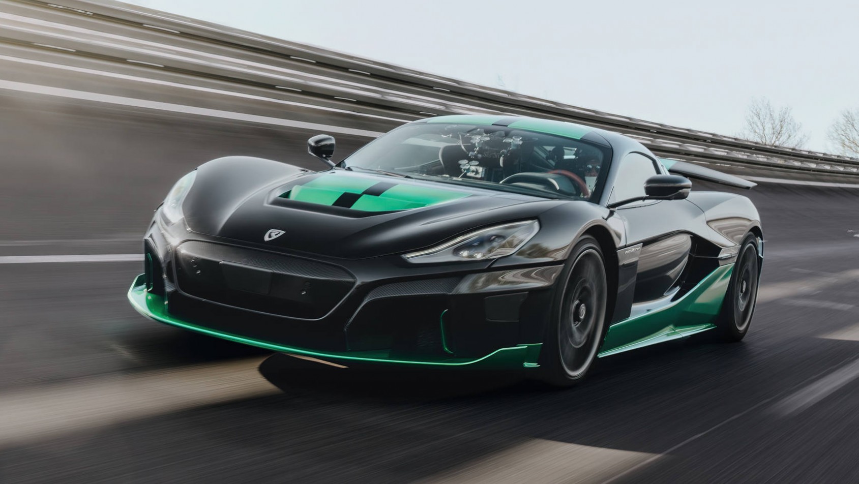 Rimac Nevera Nurburgring rekord karussel