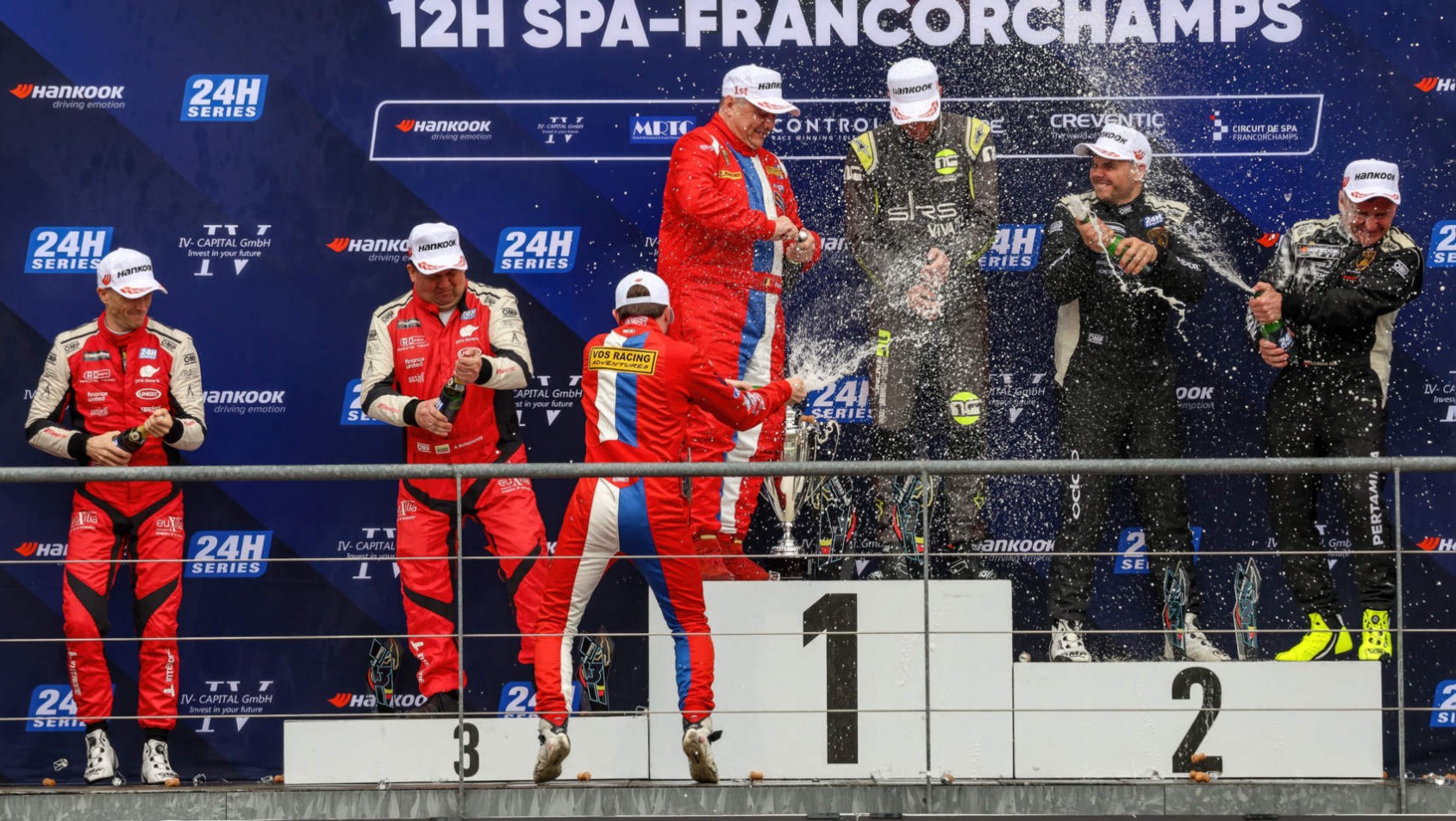 12h Spa-Francorchamps - szampan na zakończenie!