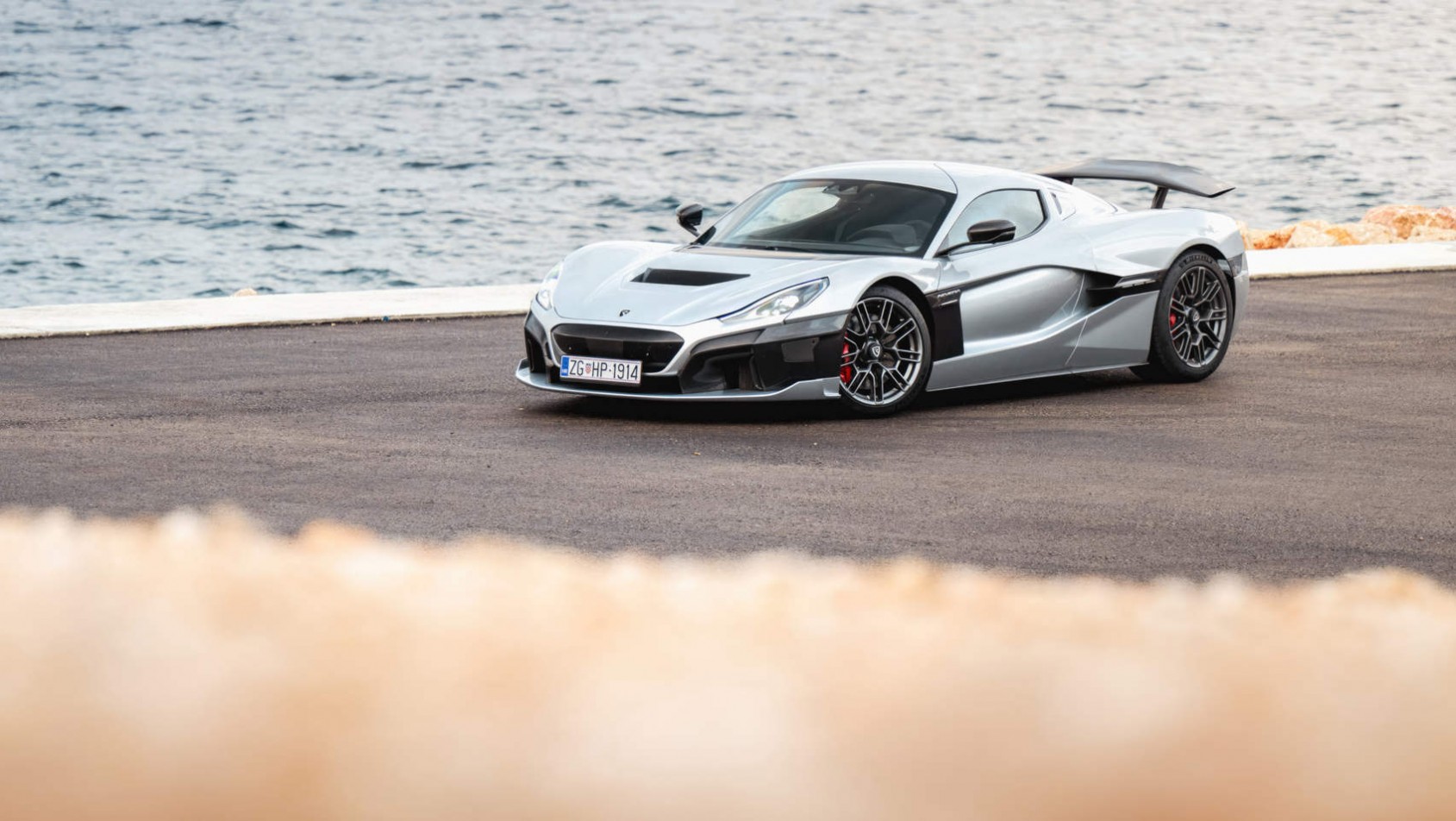 Rimac Nevera - sylwetka auta