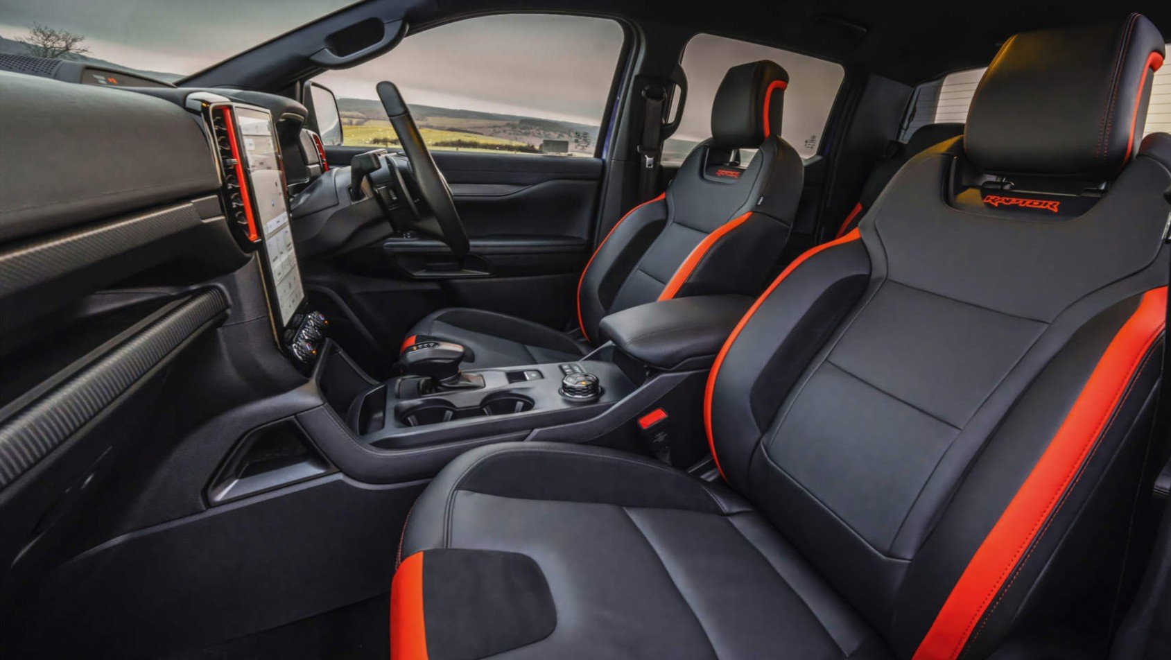 Ford Ranger Raptor 2023 - charakterystyczne fotele