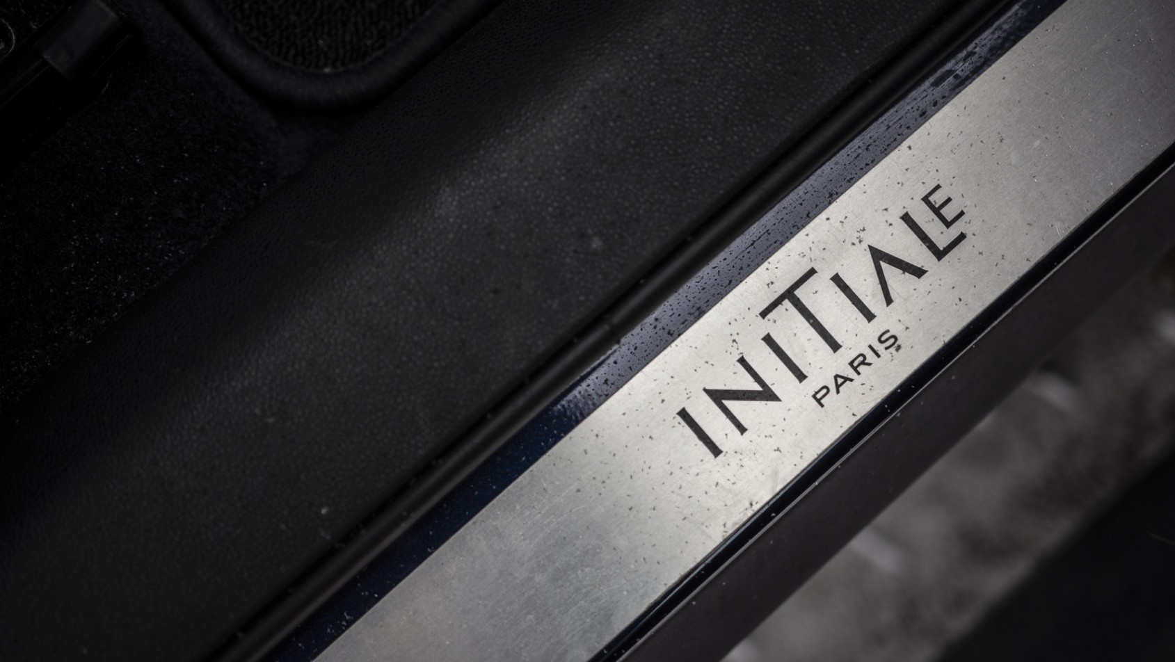 Renault Koleos detal Initiale Paris