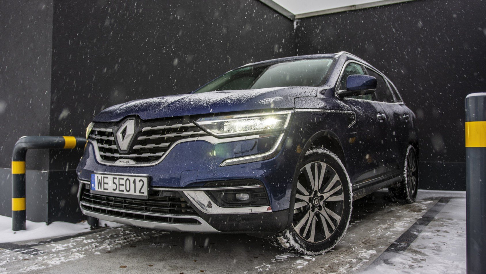 Renault Koleos lewy przód