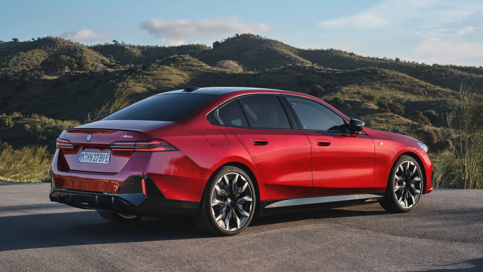 BMW i5 M60 2023 sylwetka