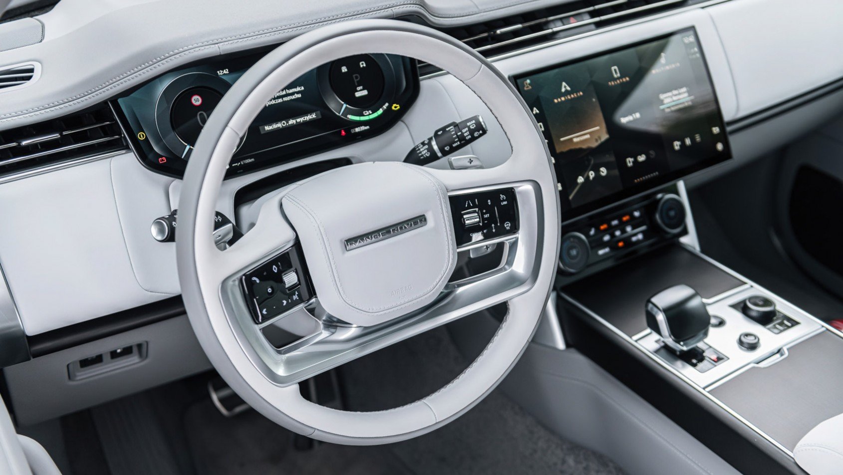 Range Rover SV kierownica biała