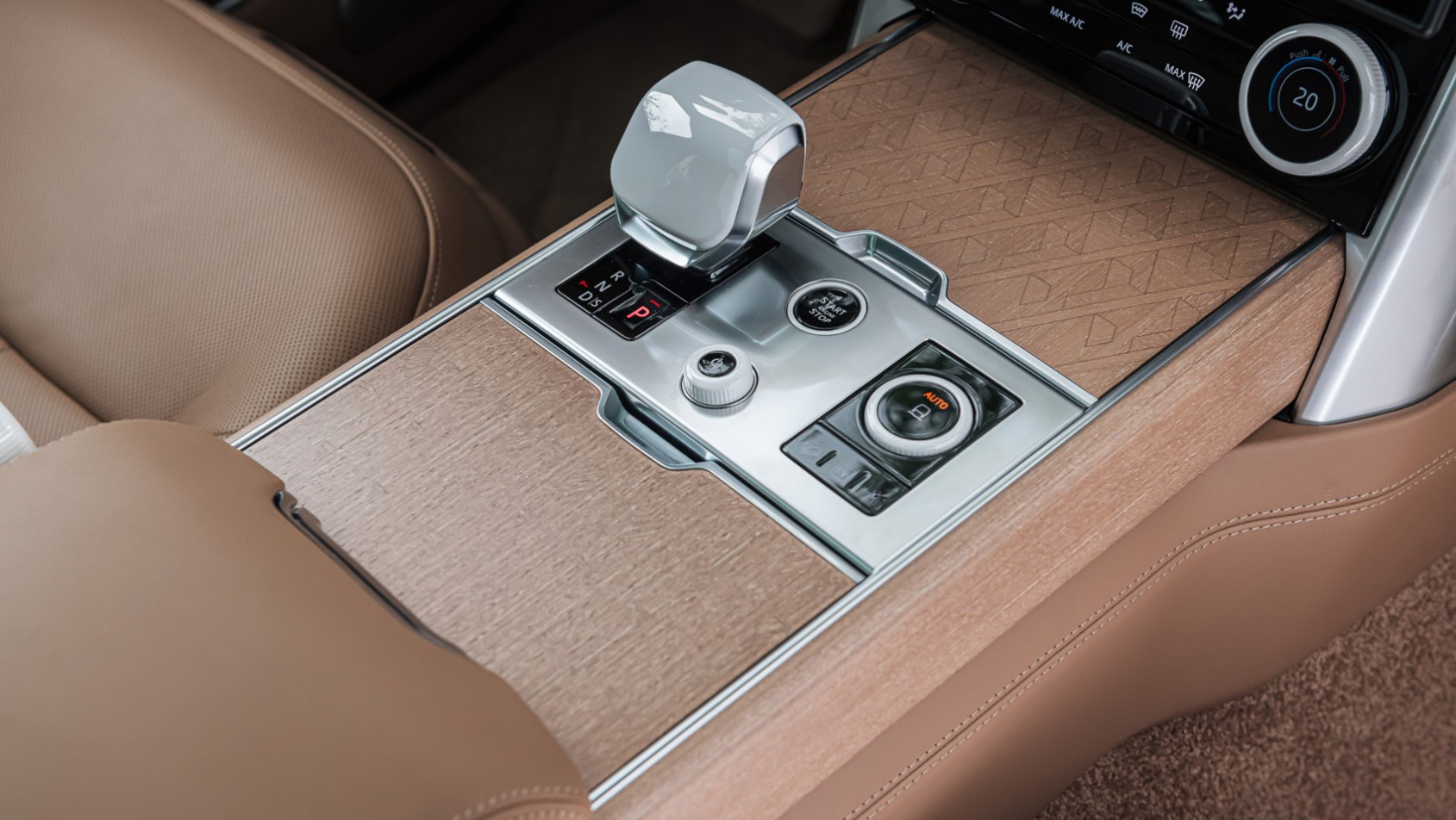 Range Rover SV wykończenie drewnem