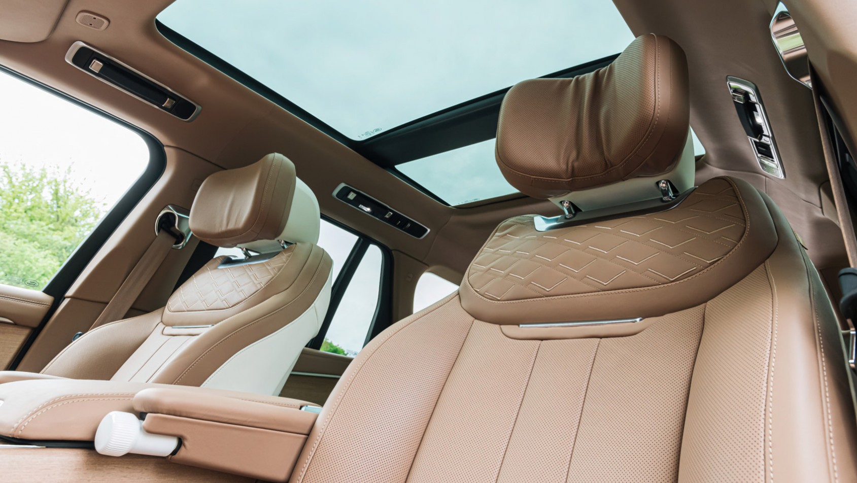 Range Rover SV panoramiczny dach